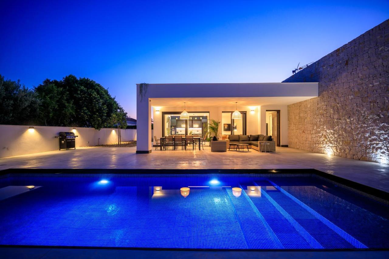 טורבייחה Villa Mi Luna מראה חיצוני תמונה