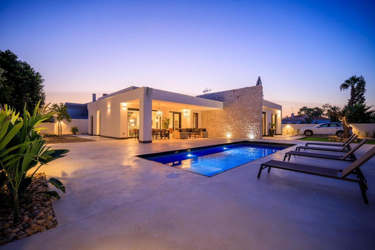 טורבייחה Villa Mi Luna מראה חיצוני תמונה